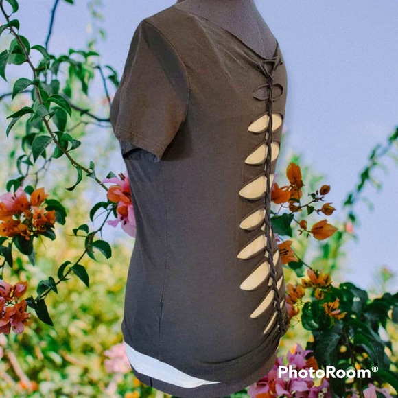 Mom. Myth. Legend. Cut n' Weave T-shirt Women's Size Small - Picture 2 of 6